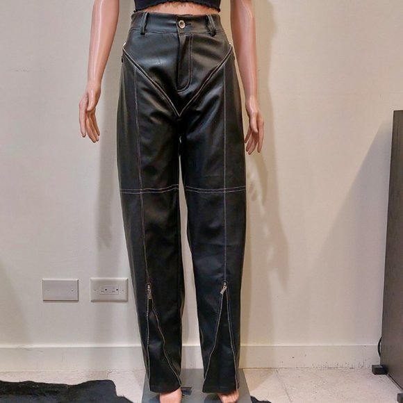 💥HOT ITEM💥MANIÈRE DE VOIR Leather High Waist Wide Leg Moto Pants in Black - Picture 8 of 15